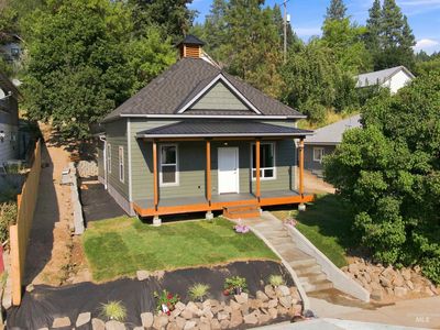 308 S Main St