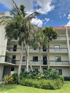 3050 Presidential Way APT 403