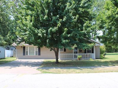 Property at 803 Cherry St, Lamar, MO