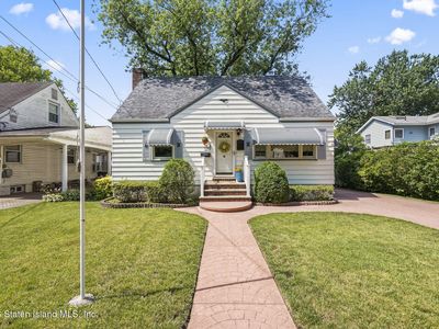 66 Allison Ave
