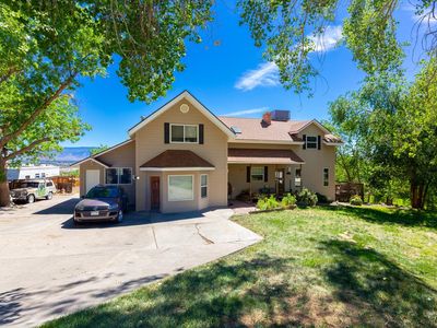 110 Country Club Park Rd