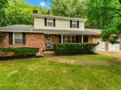 270 Benton Ave
