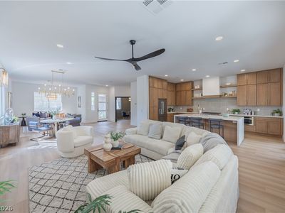 2516 Silver Beach Dr