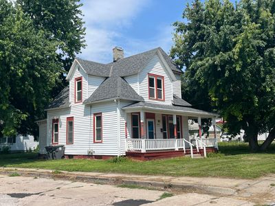 608 Mill St