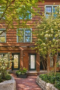 411 Norfolk St Unit 2A