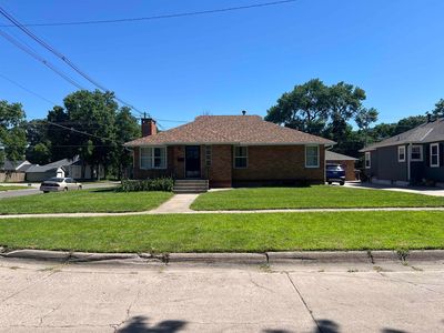 Property at 2001 W 6th St, Hastings, NE