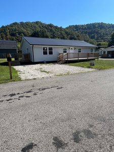 70 N Roberts Dr