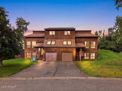9759 Reliance Dr