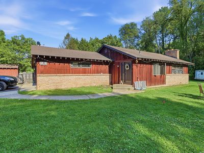285 Marvin St