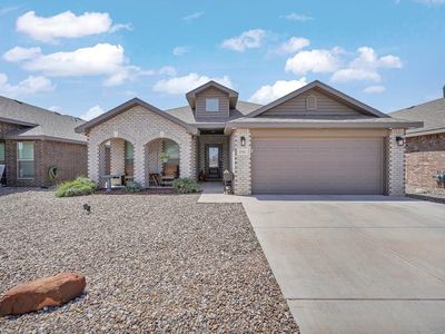 2702 Ranch Ave