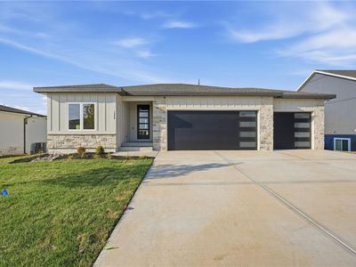 1226 Larkspur Pl