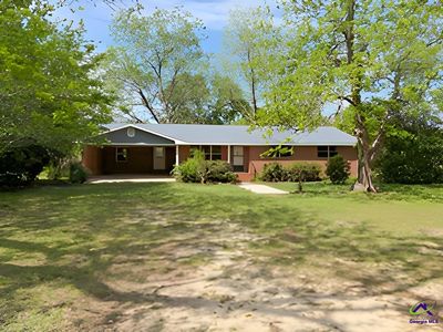 Property at 868 Mac Thompson Rd, Cochran, GA