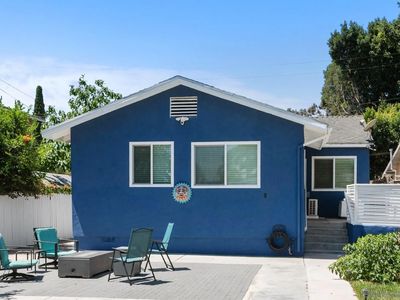 3699 Acacia St