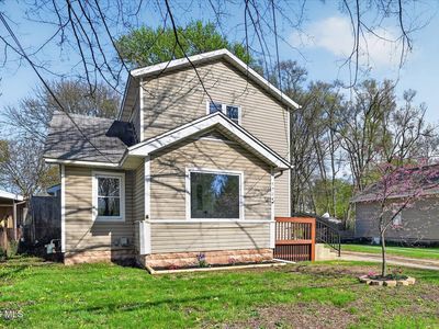 5704 Webster Rd