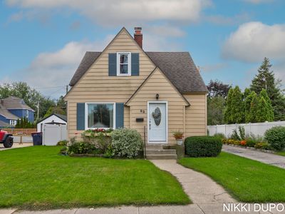 62 W 22nd St