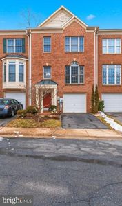 133 Wootton Oaks Ct