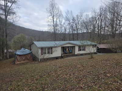 Property at 1103 Rockland Rd, Ronceverte, WV