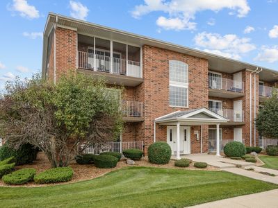 6719 White Tailed Ln APT 1E