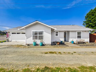 4346 Walnut Dr