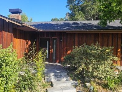365 Alamos Rd