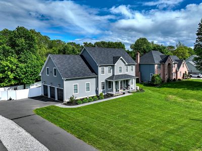 905 New Britain Avenue