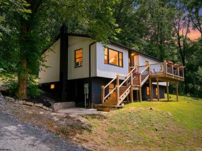 3797 River Rd