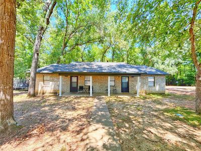 114-116 Woodland Cir