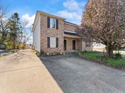 1422 Middleborough Ct