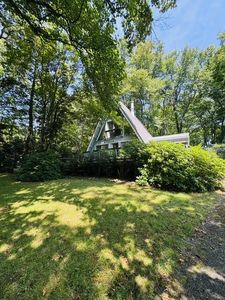 295 Groundhog Hills Rd