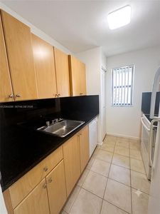 7220 NW 179th St APT 201