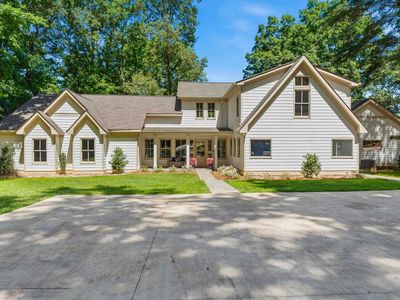 136 N Hidden Lake Dr