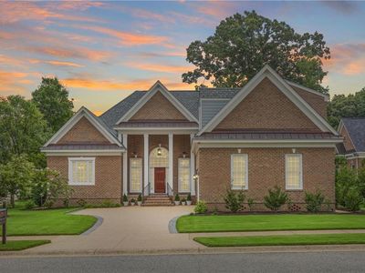 215 Danesbury Park