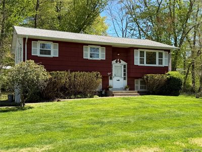 4 Brentwood Drive