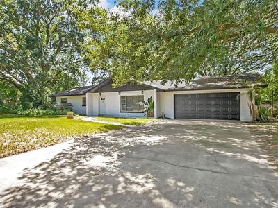 1221 FOREST CIRCLE
