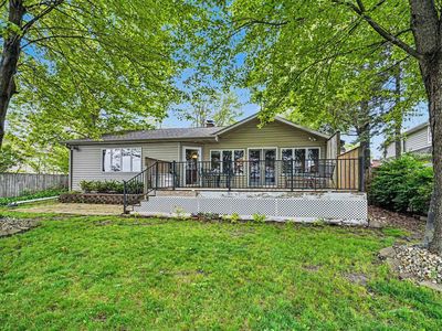 9525 Woodlawn Dr