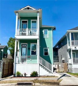 2816 Amelia St