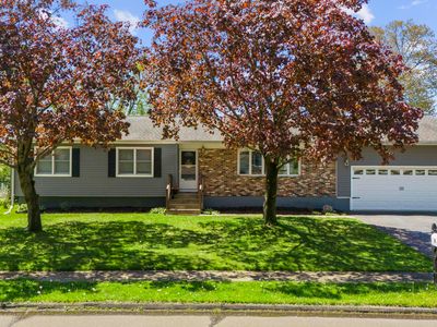 6 Apple Tree Terrace