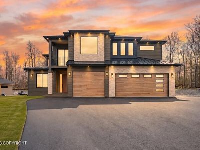 1690 W Valley Ridge Dr