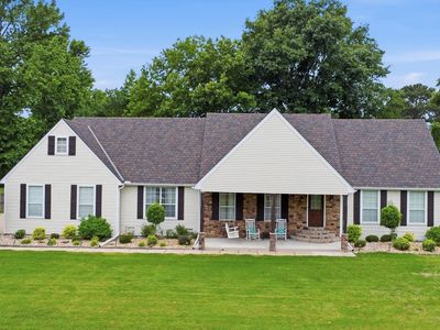 305 Brandon Dr