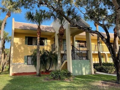 901 Meadows Circle #901