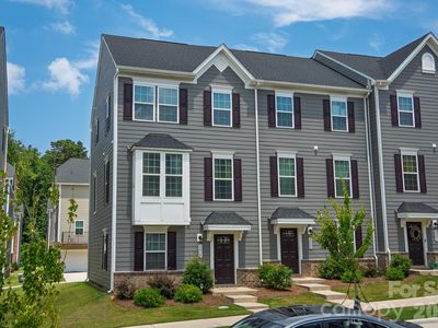 2410 Autumn Olive Ln