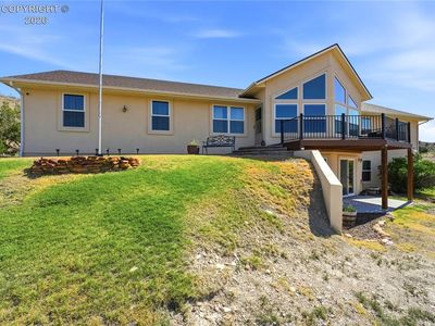 570 Valley Dr