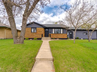 1811 Monte Dr NW