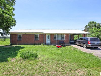 709 W Main St