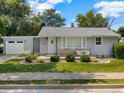 3125 N Delmar Ct