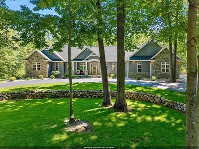 3413 Blackberry Ln