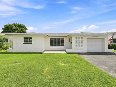 4716 NW 48th Ave