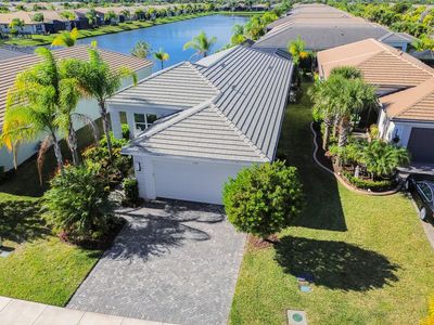 11739 SW Waterford Isle Way