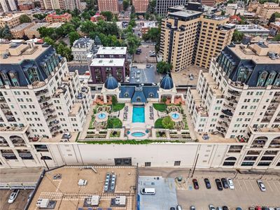 976 N Lincoln Street #6G