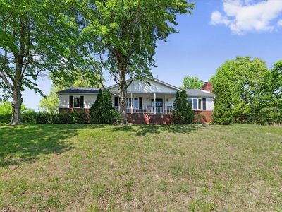 210 Lenin Rd